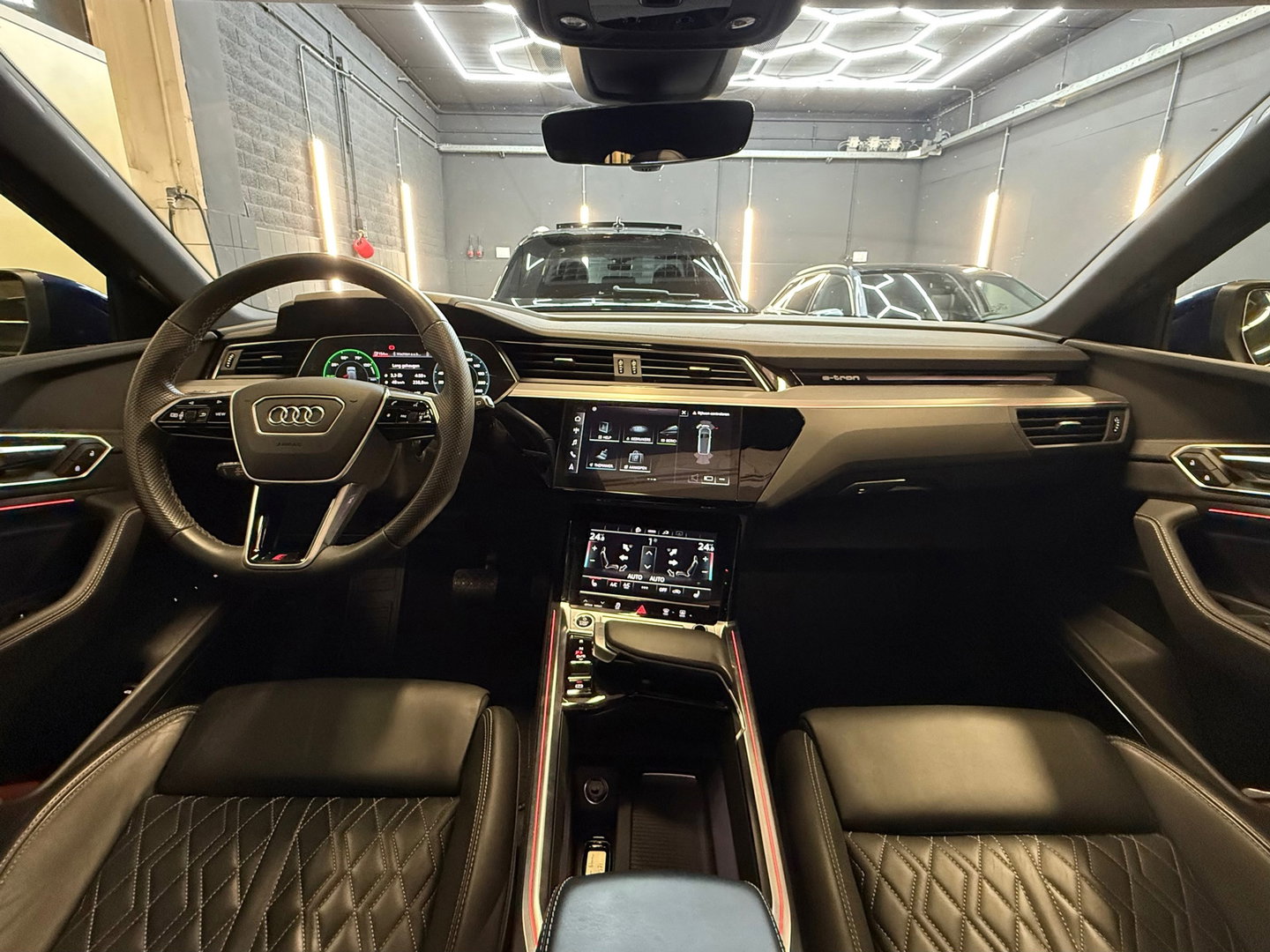 Audi e-tron 55 quattro S edition 95 kWh Pano|RS Seat|B&O|NAP