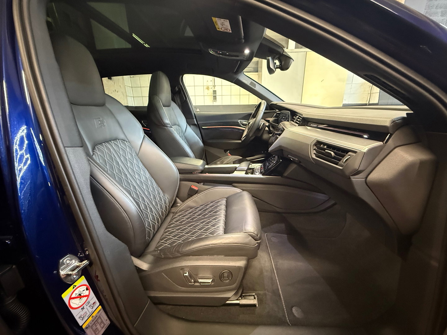 Audi e-tron 55 quattro S edition 95 kWh Pano|RS Seat|B&O|NAP