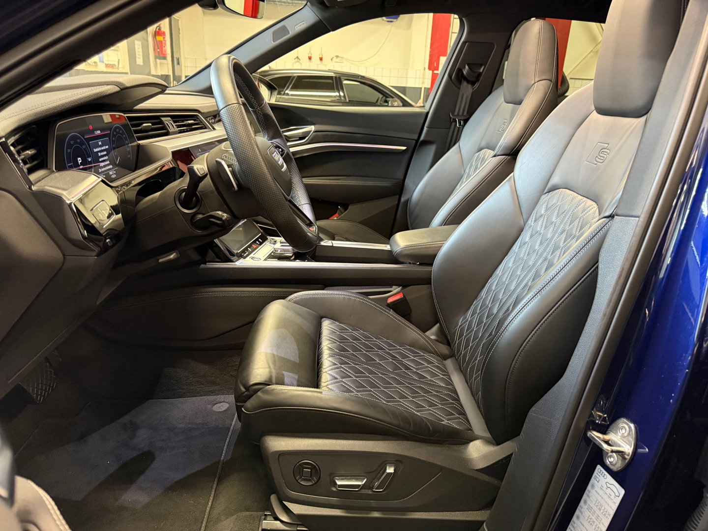 Audi e-tron 55 quattro S edition 95 kWh Pano|RS Seat|B&O|NAP