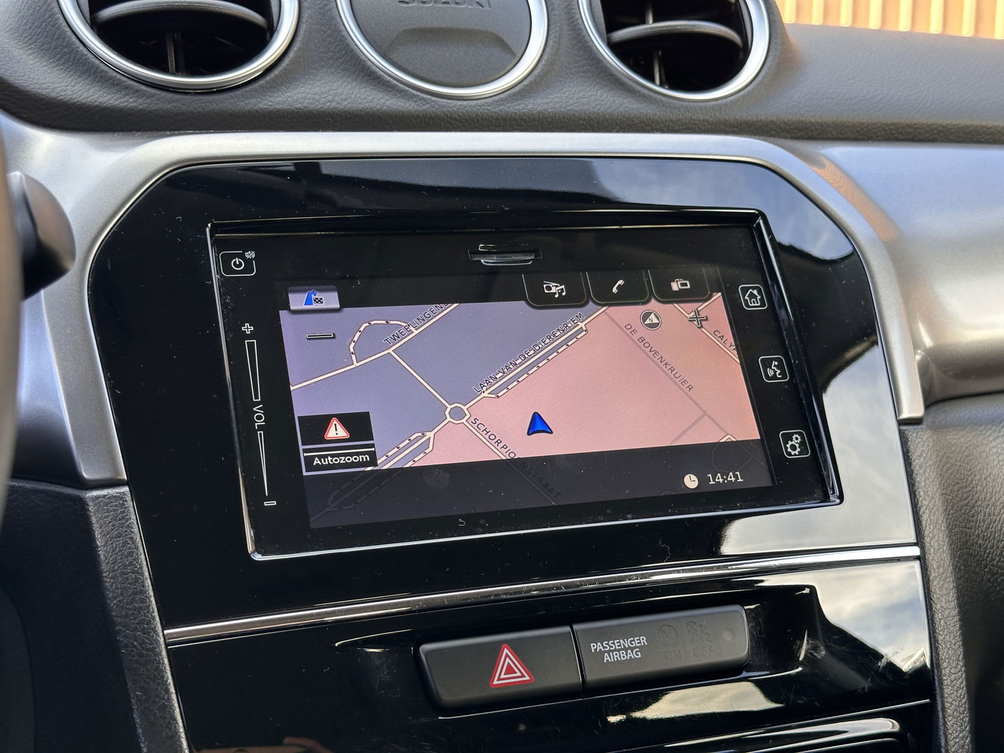 Suzuki Vitara 1.0 Boosterjet Select | Origineel Nederlands | Cruise Control | Achteruitrijcamera | Apple Carplay | Stoelverwarming | Android Auto | DAB |