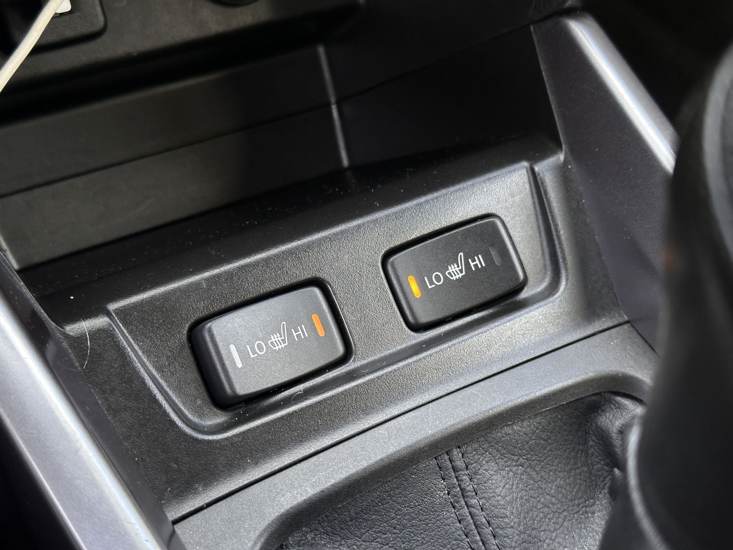 Suzuki Vitara 1.0 Boosterjet Select | Origineel Nederlands | Cruise Control | Achteruitrijcamera | Apple Carplay | Stoelverwarming | Android Auto | DAB |