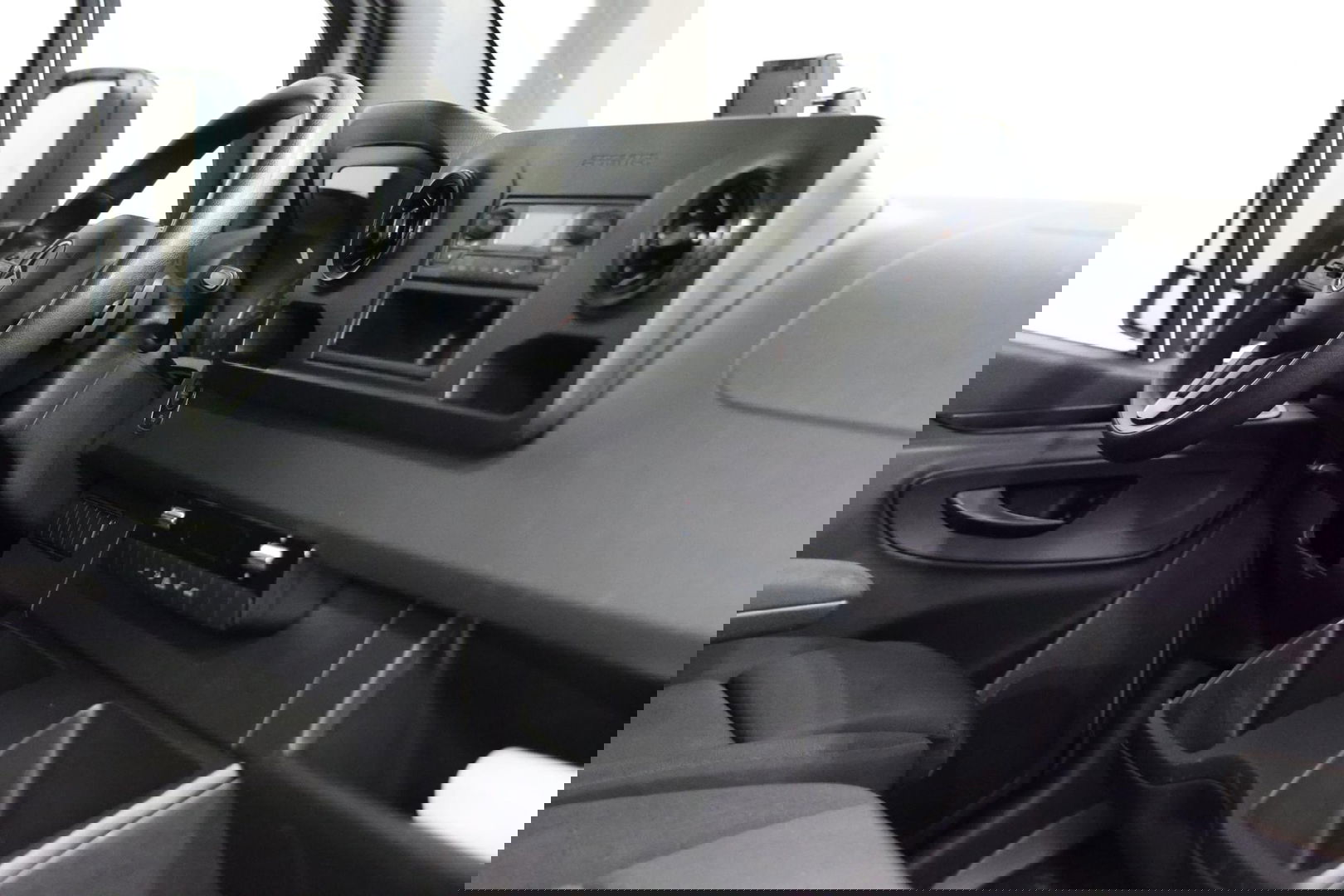 Mercedes-Benz Sprinter 315 BAKWAGEN MET LAADKLEP AUTOMAAT