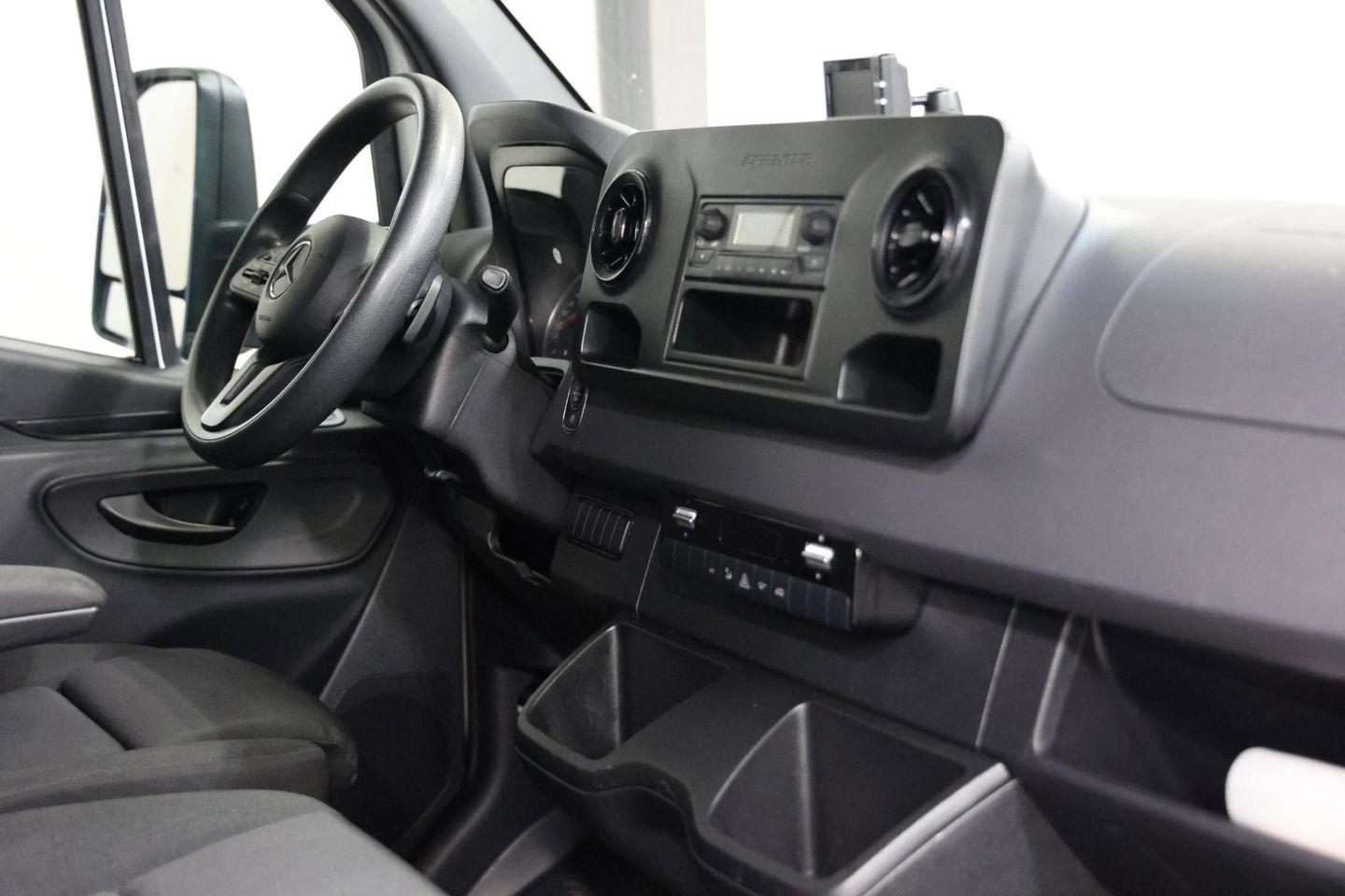 Mercedes-Benz Sprinter 315 BAKWAGEN MET LAADKLEP AUTOMAAT