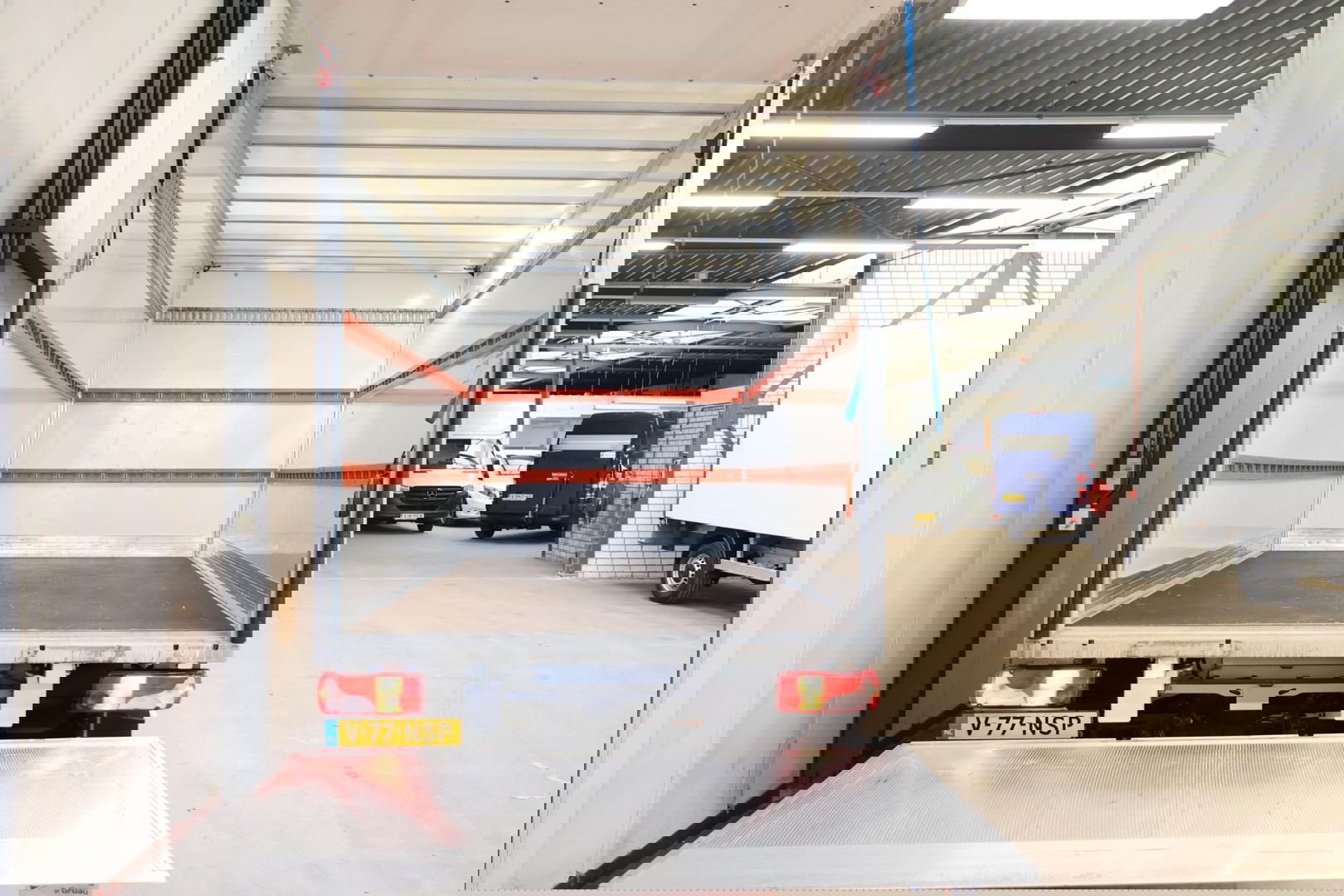 Mercedes-Benz Sprinter 315 BAKWAGEN MET LAADKLEP AUTOMAAT