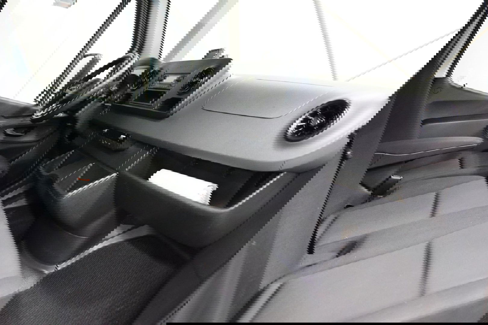 Mercedes-Benz Sprinter 315 BAKWAGEN MET LAADKLEP AUTOMAAT