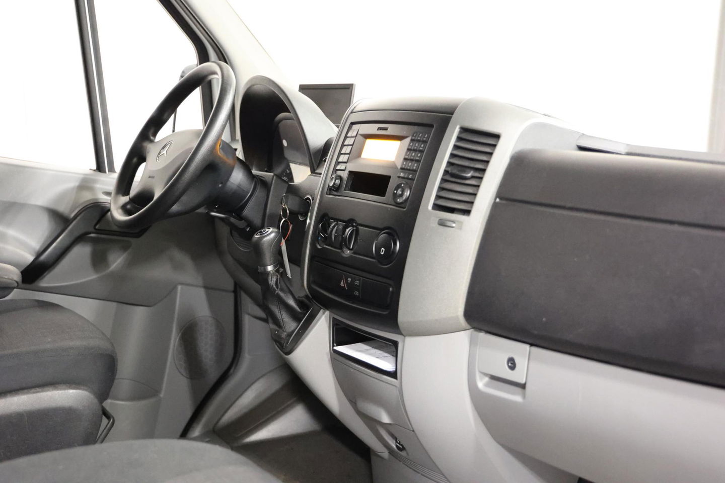 Mercedes-Benz Sprinter 311 2.2 CDI LAADKLEP POST NL