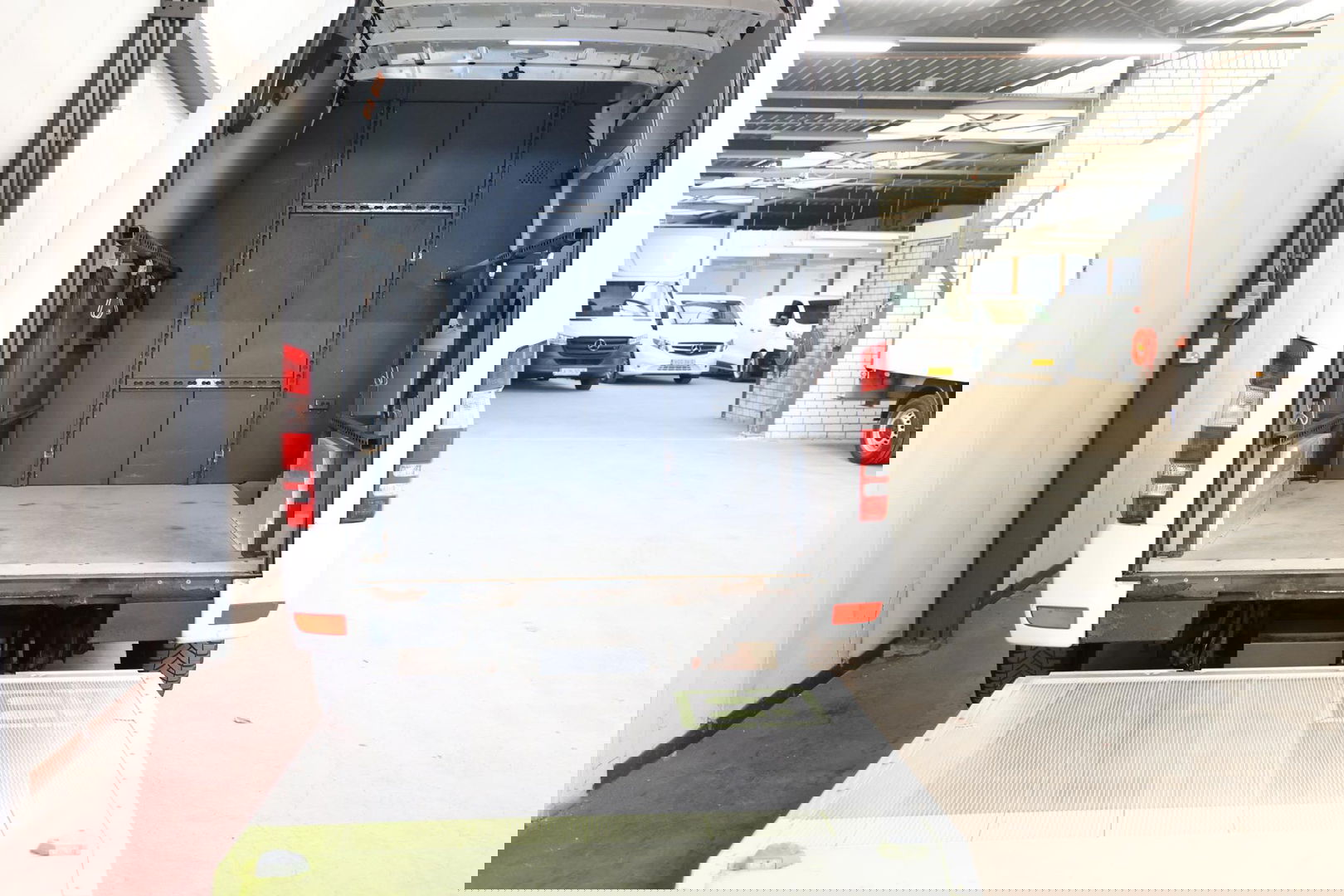 Mercedes-Benz Sprinter 311 2.2 CDI LAADKLEP POST NL