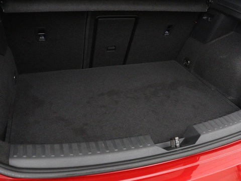 SEAT Leon 1.4 TSI eHybrid PHEV FR | Stoel & stuurverwarming | Camera | Adaptive cruise | Carplay | Navigatie | Sfeerverlichting | Park Assist | Climate control | Full LED | PHEV | Plug In