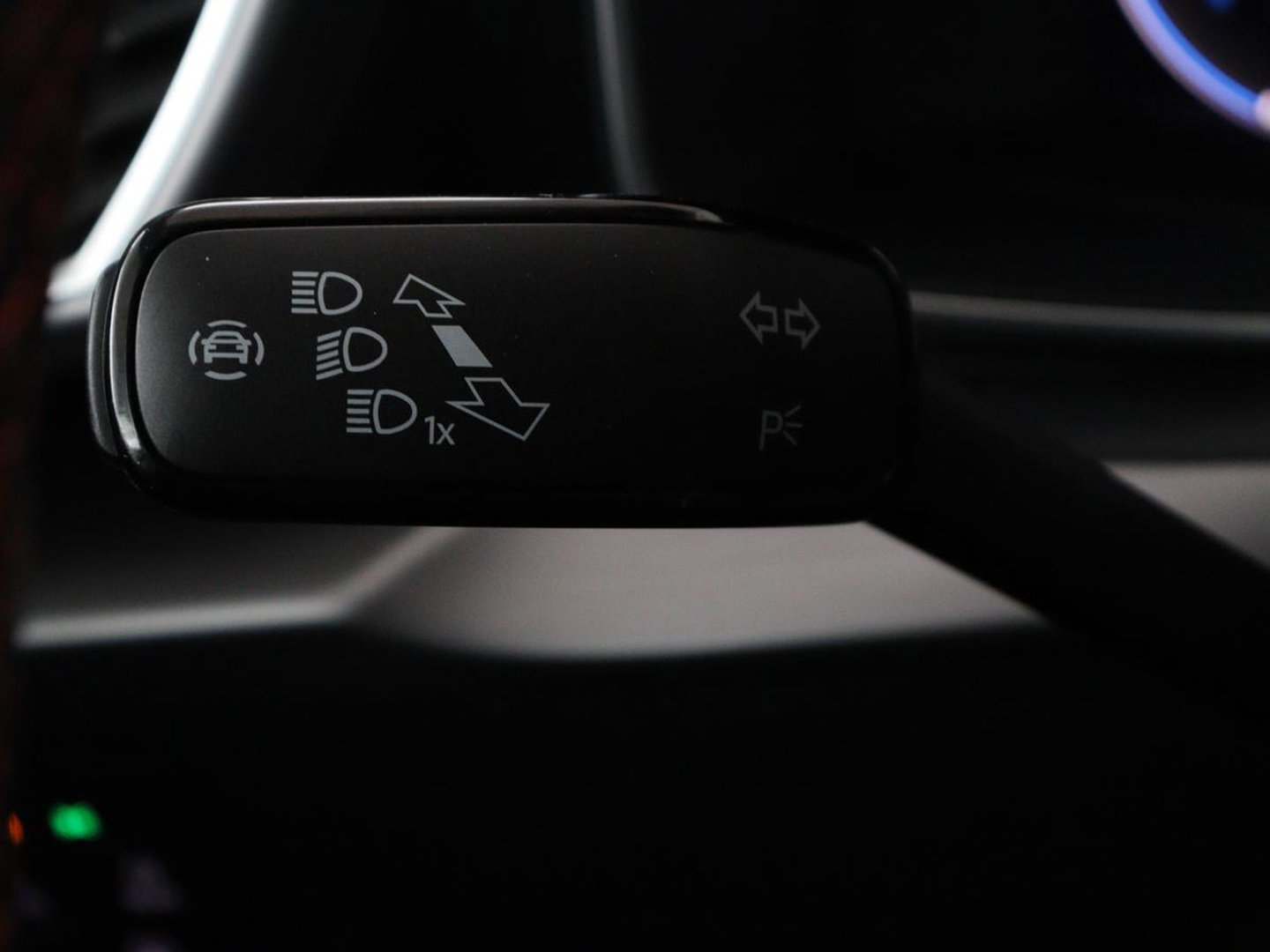 SEAT Leon 1.4 TSI eHybrid PHEV FR | Stoel & stuurverwarming | Camera | Adaptive cruise | Carplay | Navigatie | Sfeerverlichting | Park Assist | Climate control | Full LED | PHEV | Plug In