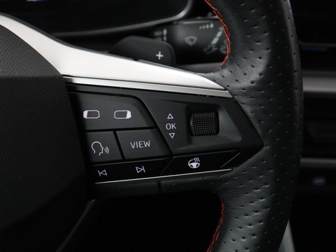 SEAT Leon 1.4 TSI eHybrid PHEV FR | Stoel & stuurverwarming | Camera | Adaptive cruise | Carplay | Navigatie | Sfeerverlichting | Park Assist | Climate control | Full LED | PHEV | Plug In