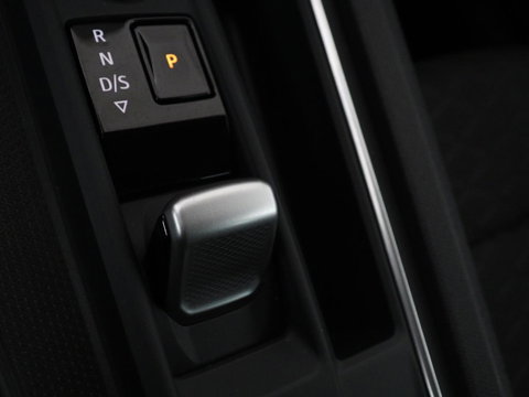 SEAT Leon 1.4 TSI eHybrid PHEV FR | Stoel & stuurverwarming | Camera | Adaptive cruise | Carplay | Navigatie | Sfeerverlichting | Park Assist | Climate control | Full LED | PHEV | Plug In