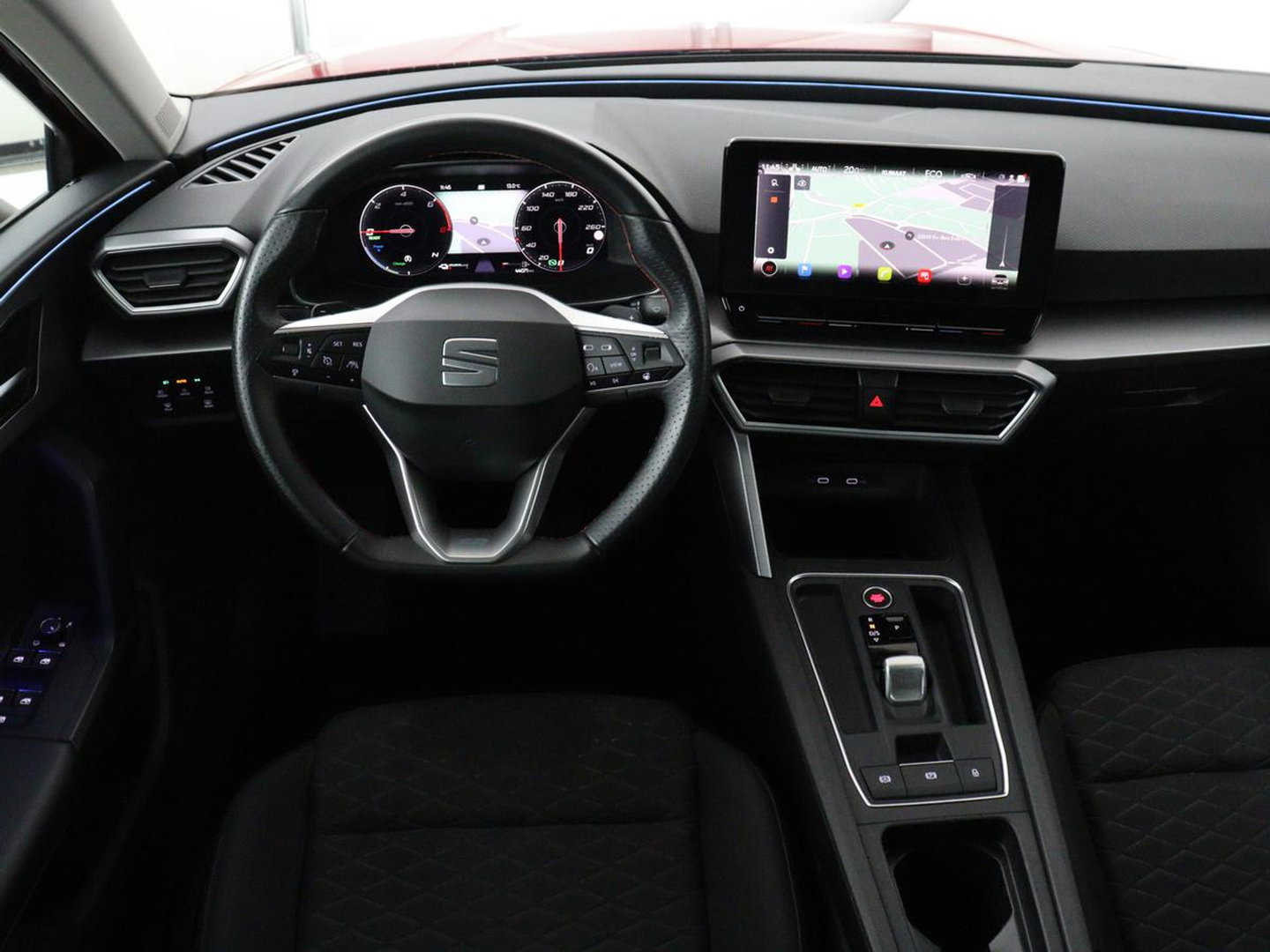 SEAT Leon 1.4 TSI eHybrid PHEV FR | Stoel & stuurverwarming | Camera | Adaptive cruise | Carplay | Navigatie | Sfeerverlichting | Park Assist | Climate control | Full LED | PHEV | Plug In