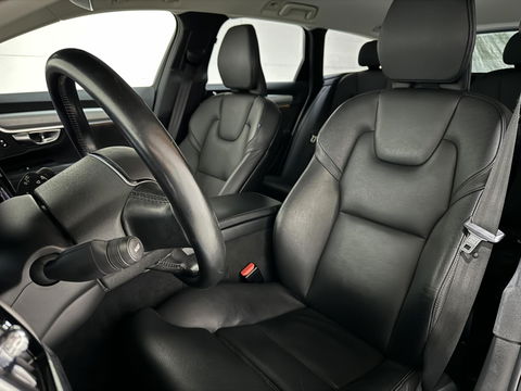 Volvo V90 2.0 T4 Momentum Leer Carplay Autopilot Trekh. NAP