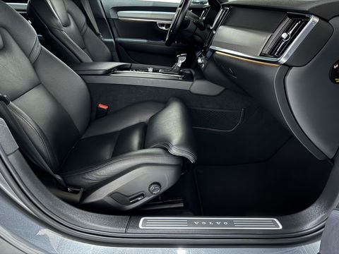 Volvo V90 2.0 T4 Momentum Leer Carplay Autopilot Trekh. NAP