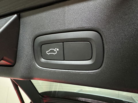 Volvo V90 2.0 T4 Momentum Leer Carplay Autopilot Trekh. NAP