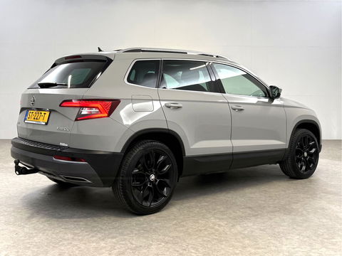 Škoda Karoq 1.5 TSI ACT Style Business | Pano | Sfeer | Camera | Canton | Memory | Trekh. | Carplay | Adap. Cruise | NAP