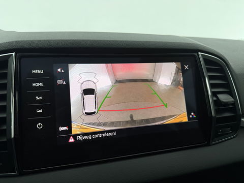 Škoda Karoq 1.5 TSI ACT Style Business | Pano | Sfeer | Camera | Canton | Memory | Trekh. | Carplay | Adap. Cruise | NAP