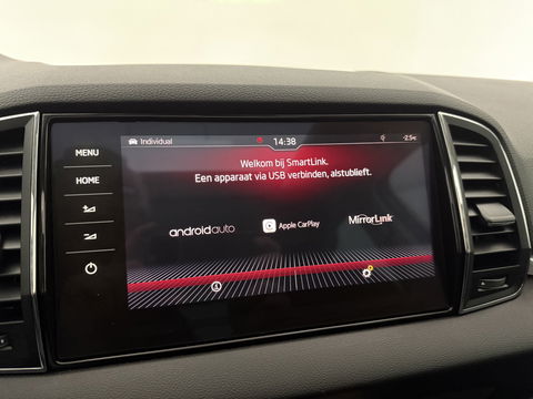 Škoda Karoq 1.5 TSI ACT Style Business | Pano | Sfeer | Camera | Canton | Memory | Trekh. | Carplay | Adap. Cruise | NAP