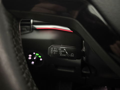 Škoda Karoq 1.5 TSI ACT Style Business | Pano | Sfeer | Camera | Canton | Memory | Trekh. | Carplay | Adap. Cruise | NAP