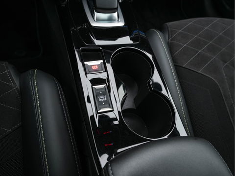 Peugeot e-208 EV GT Pack 50 kWh (3-Fase-11kW) {SOH-86%} (INCL-BTW) *HEATPUMP | PANO | FULL-LED | DIGI-COCKPIT | BLINDSPOT | CAMERA | LEATHER-ALCANTARA | AMBIENTLIGHT | NAVI-FULLMAP | LANE-ASSIST | KEYLESS | DAB | CCS-FASTLOADER | HEATED-SPORTSEATS