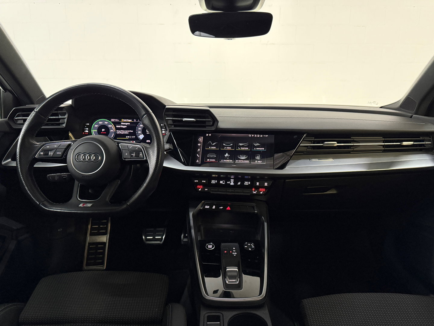 Audi A3 Sportback 40 TFSI e Advanced edition Pano S-line