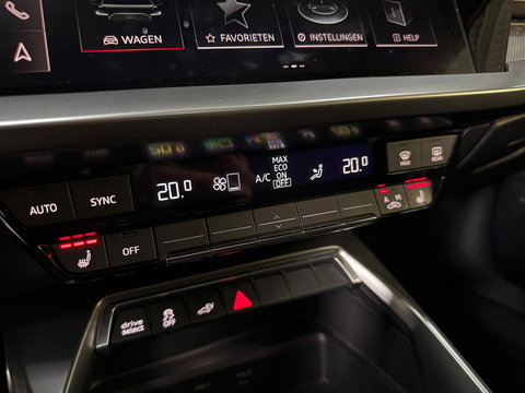 Audi A3 Sportback 40 TFSI e Advanced edition Pano S-line