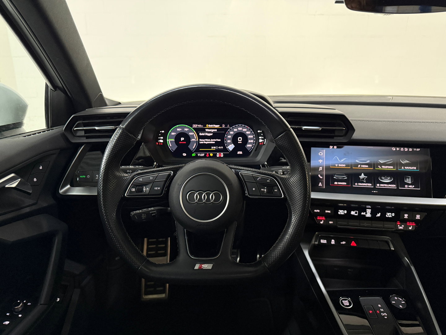 Audi A3 Sportback 40 TFSI e Advanced edition Pano S-line