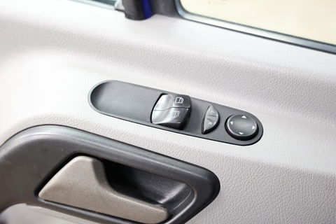 Mercedes-Benz Sprinter 316 2.2 CDI L2H2 LAADKLEP