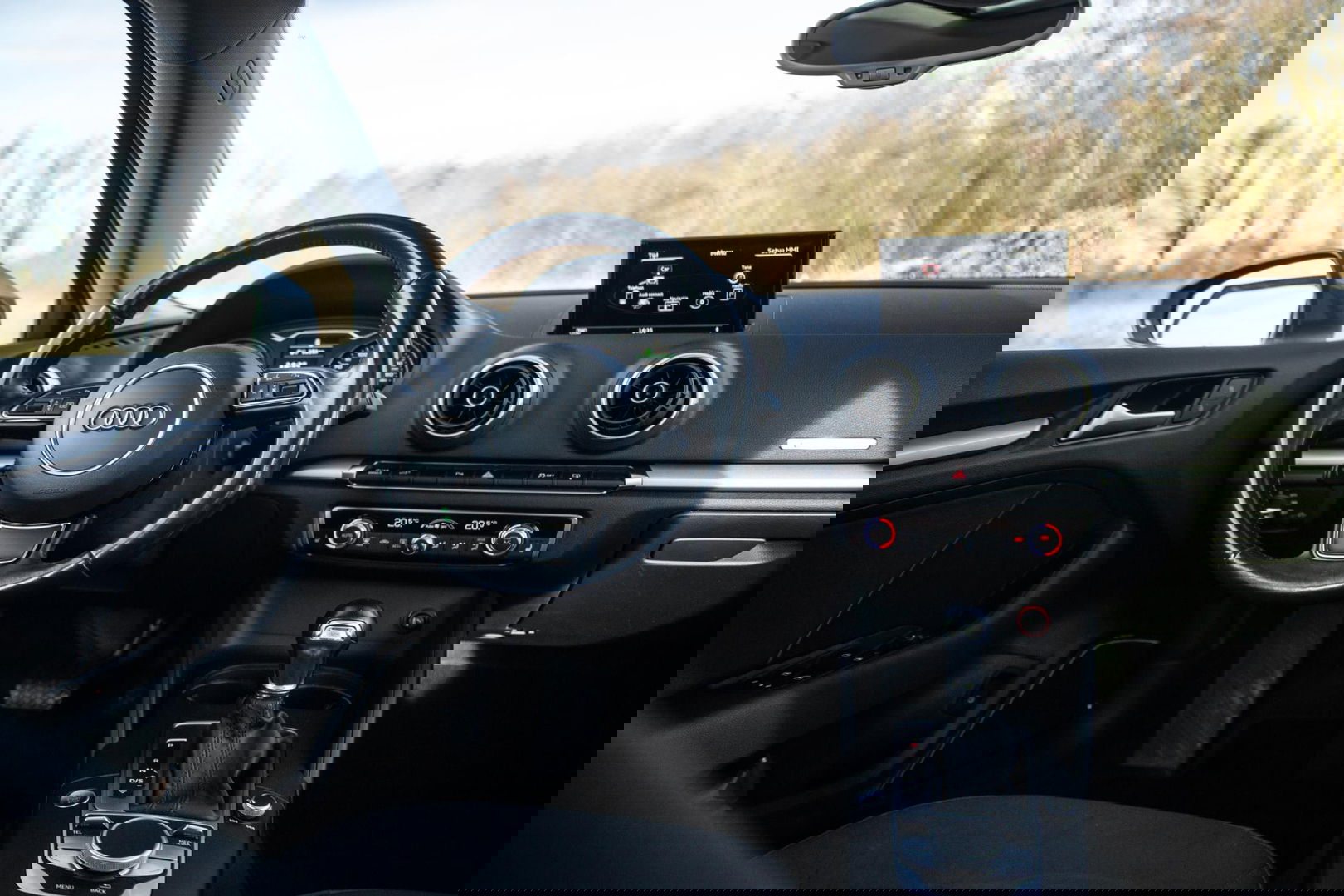 Audi A3 Sportback 1.4 e-tron PHEV Attraction Pro Line plus CARPLAY / CRUISE CONTROLE / STOELVERWARMING / PANORAMA DAK