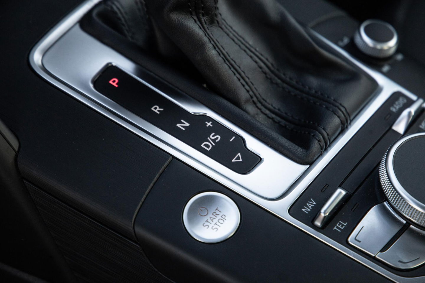 Audi A3 Sportback 1.4 e-tron PHEV Attraction Pro Line plus CARPLAY / CRUISE CONTROLE / STOELVERWARMING / PANORAMA DAK