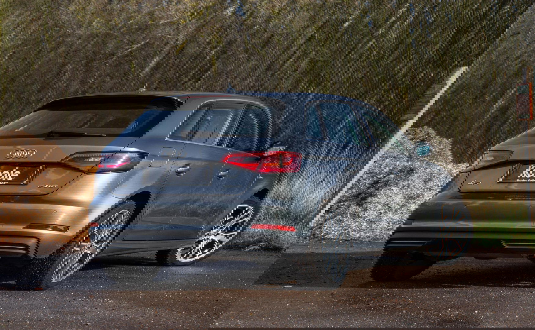 Audi A3 Sportback 1.4 e-tron PHEV Attraction Pro Line plus CARPLAY / CRUISE CONTROLE / STOELVERWARMING / PANORAMA DAK