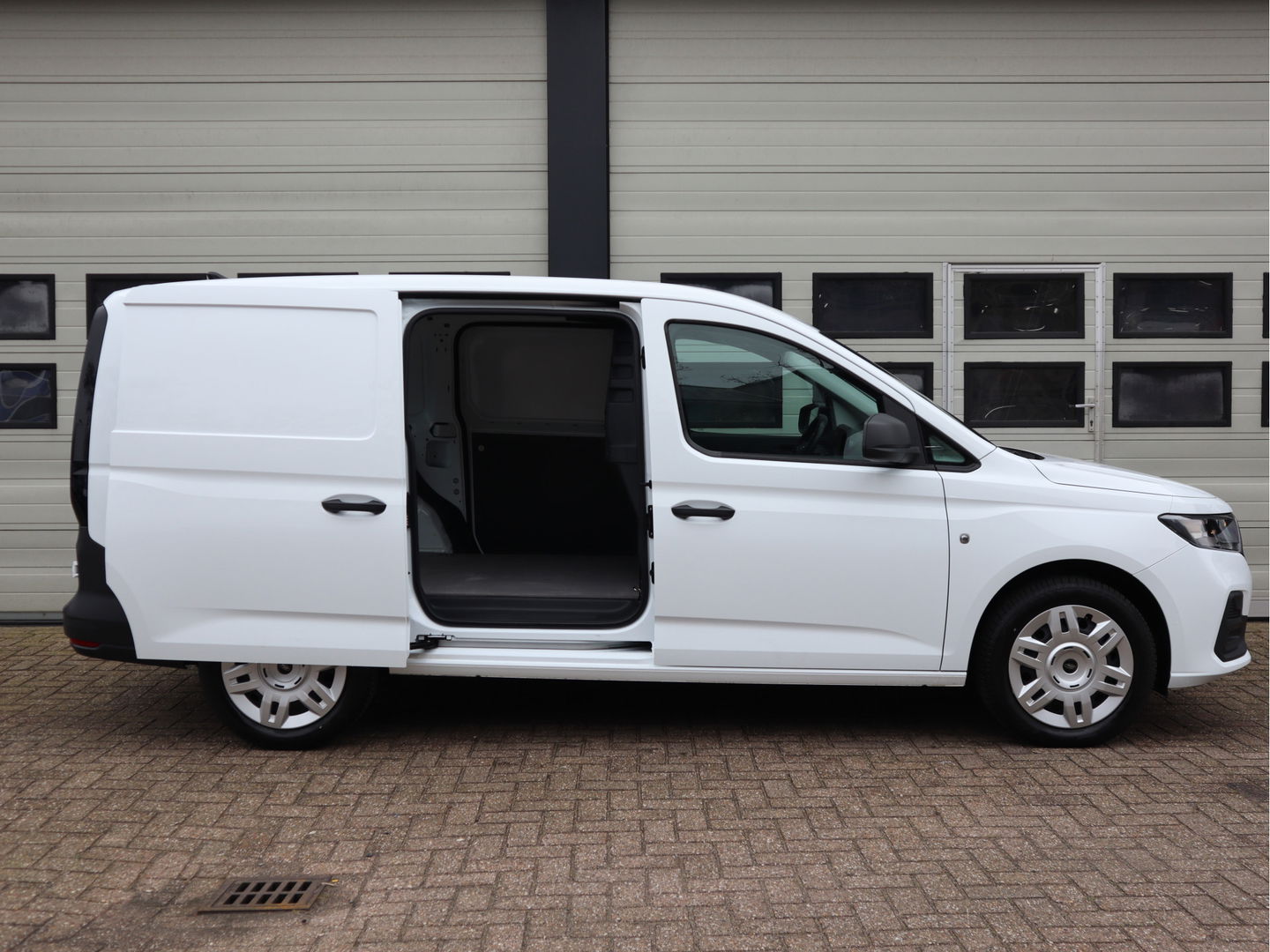 Ford Transit Connect 2.0 EcoBlue 122 pk Automaat - L2 Maxi L+R Schuifdr