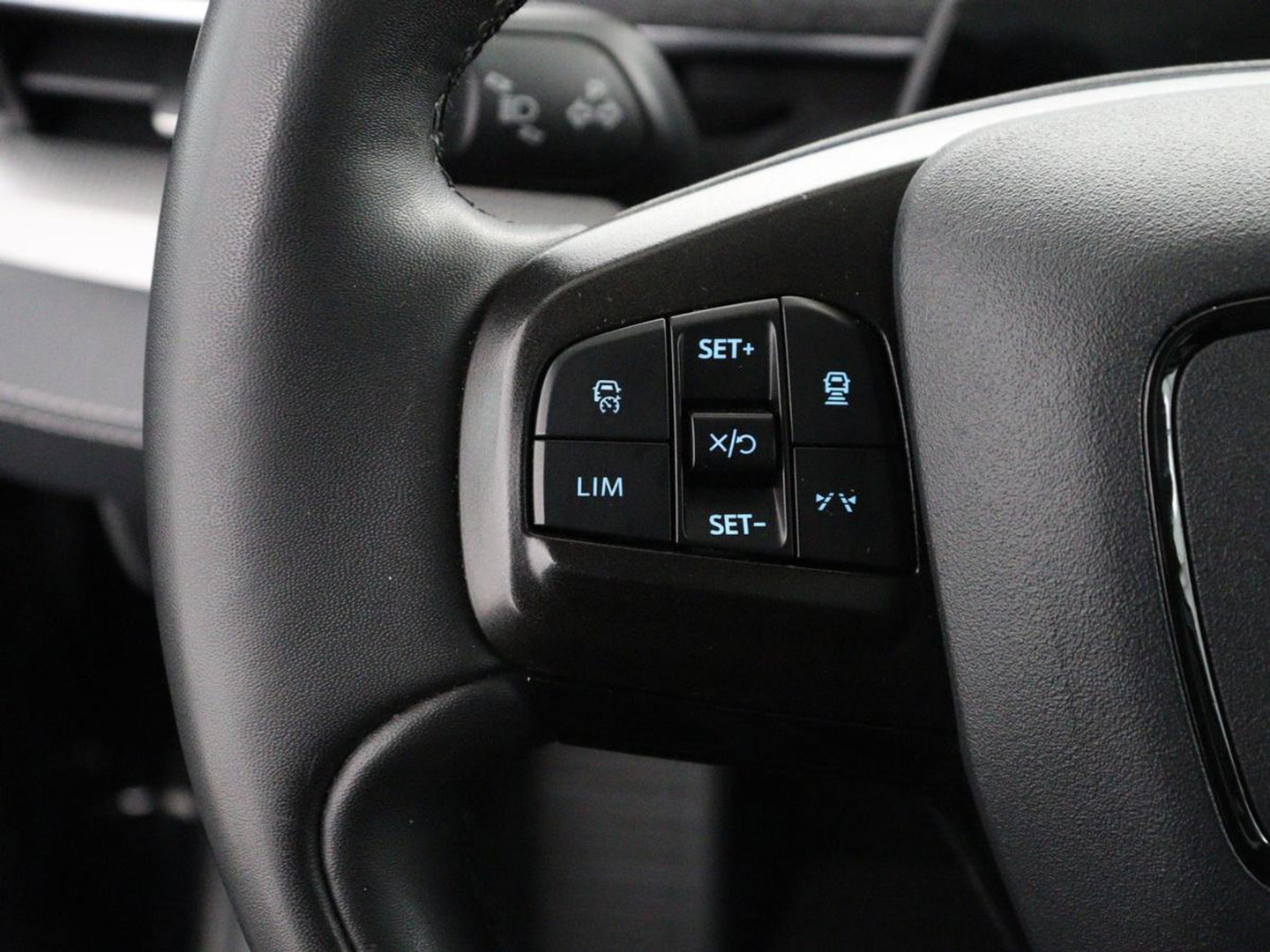 Ford Mustang Mach-E Extended RWD 98 kWh | SOH 92% | Panoramadak | Leder | 360 Camera | Stoelverwarming | B&O Sound | Adaptive cruise | Park Assist | Keyless