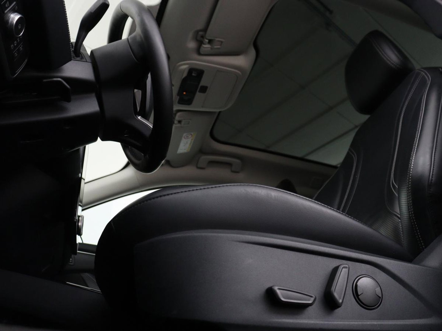 Ford Mustang Mach-E Extended RWD 98 kWh | SOH 92% | Panoramadak | Leder | 360 Camera | Stoelverwarming | B&O Sound | Adaptive cruise | Park Assist | Keyless