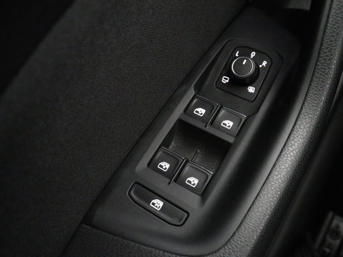 Volkswagen Passat 1.4 TSI PHEV GTE | Stoelverwarming | Virtual Cockpit | Camera | Adaptive cruise | Carplay | Massage | Matrix LED | Navigatie | Side Assist | Achterbankverwarming | Plug In