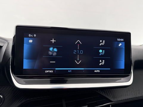 Peugeot 2008 1.2 PureTech 130pk Allure | Pano | Camera | Virtual | Trekh. | Carplay | Cruise | Navi | NAP