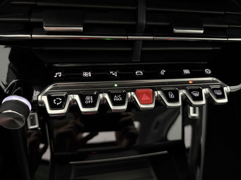 Peugeot 2008 1.2 PureTech 130pk Allure | Pano | Camera | Virtual | Trekh. | Carplay | Cruise | Navi | NAP