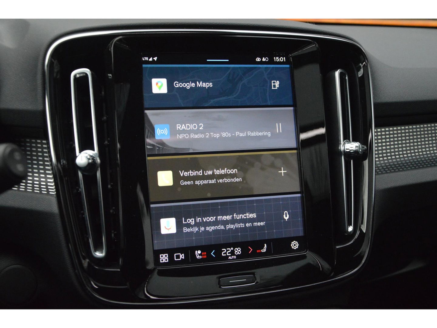 Volvo XC40 Recharge Pro | Panoramadak | Stoel + Stuur Verwarmd | Harman/Kardon | 360° Camera | BLIS | Memory |