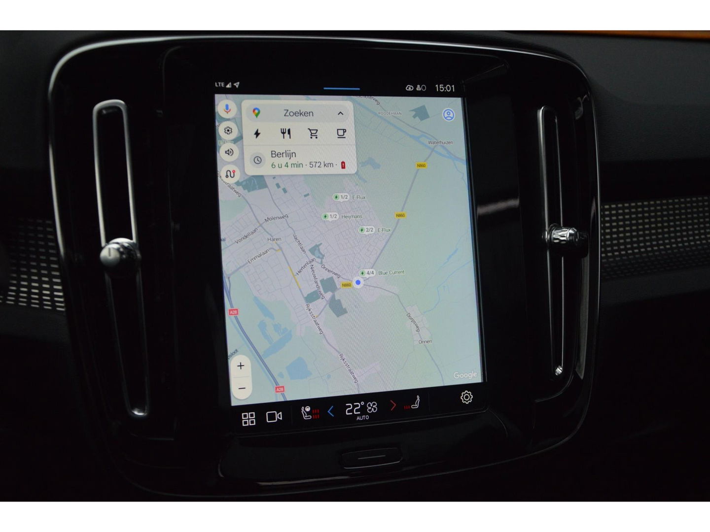 Volvo XC40 Recharge Pro | Panoramadak | Stoel + Stuur Verwarmd | Harman/Kardon | 360° Camera | BLIS | Memory |