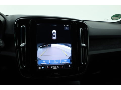Volvo XC40 Recharge Plus 70 kWh | Pilot Assist | Stoel- Stuurverw. | All Seasons | Camera | Google info.