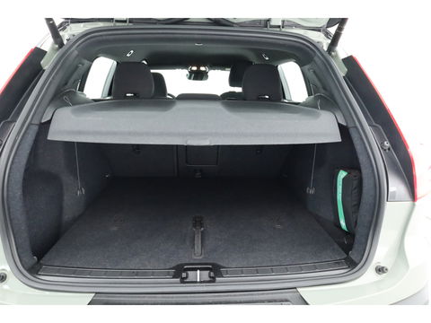 Volvo XC40 Recharge Plus 70 kWh | Pilot Assist | Stoel- Stuurverw. | All Seasons | Camera | Google info.