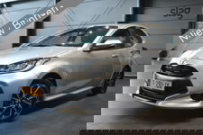 Toyota Yaris - 1.5 VVT-i Dynamic airco camera keyless carplay 16 inch !!