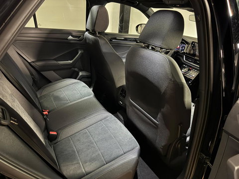 Volkswagen T-Roc 1.5 TSI R-Line PANO KEYLESS CAM