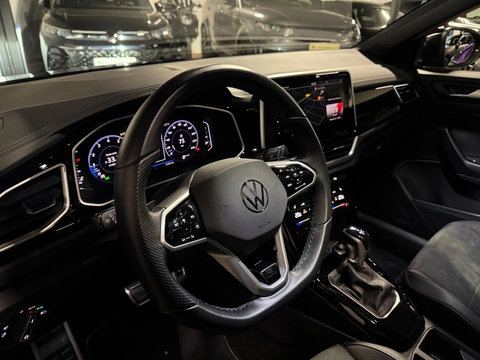 Volkswagen T-Roc 1.5 TSI R-Line PANO KEYLESS CAM