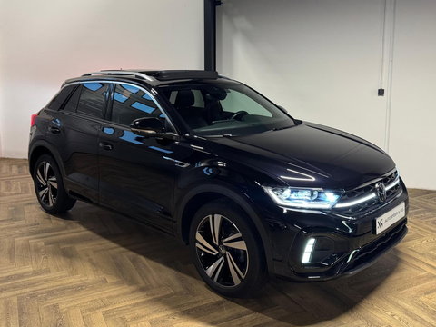 Volkswagen T-Roc 1.5 TSI R-Line PANO KEYLESS CAM