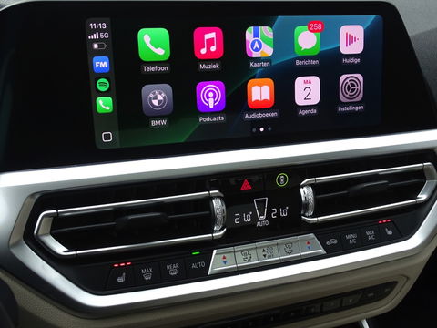 BMW 3-serie 330e 292PK M-Sport / laser / ACC / trekhaak / head-up