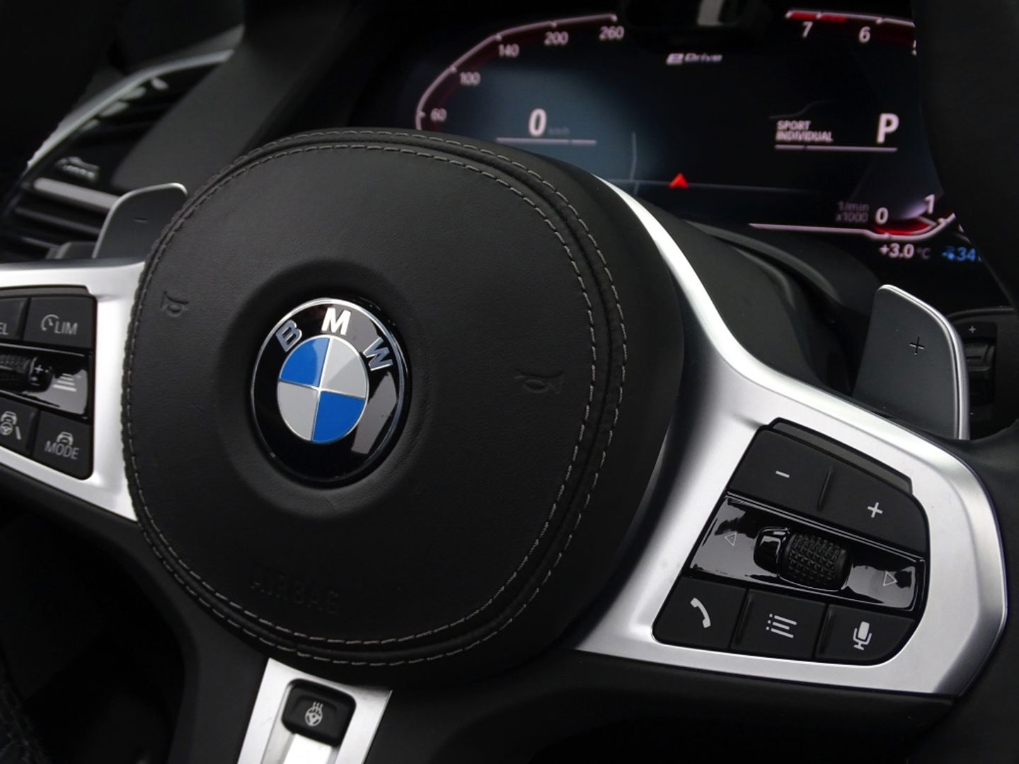 BMW X5 45e 394PK X-drive / M-sport / 22" / Harman Kardon / Laser