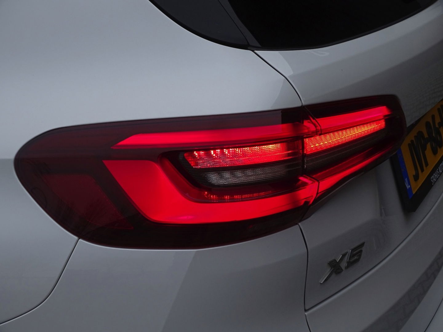 BMW X5 45e 394PK X-drive / M-sport / 22" / Harman Kardon / Laser