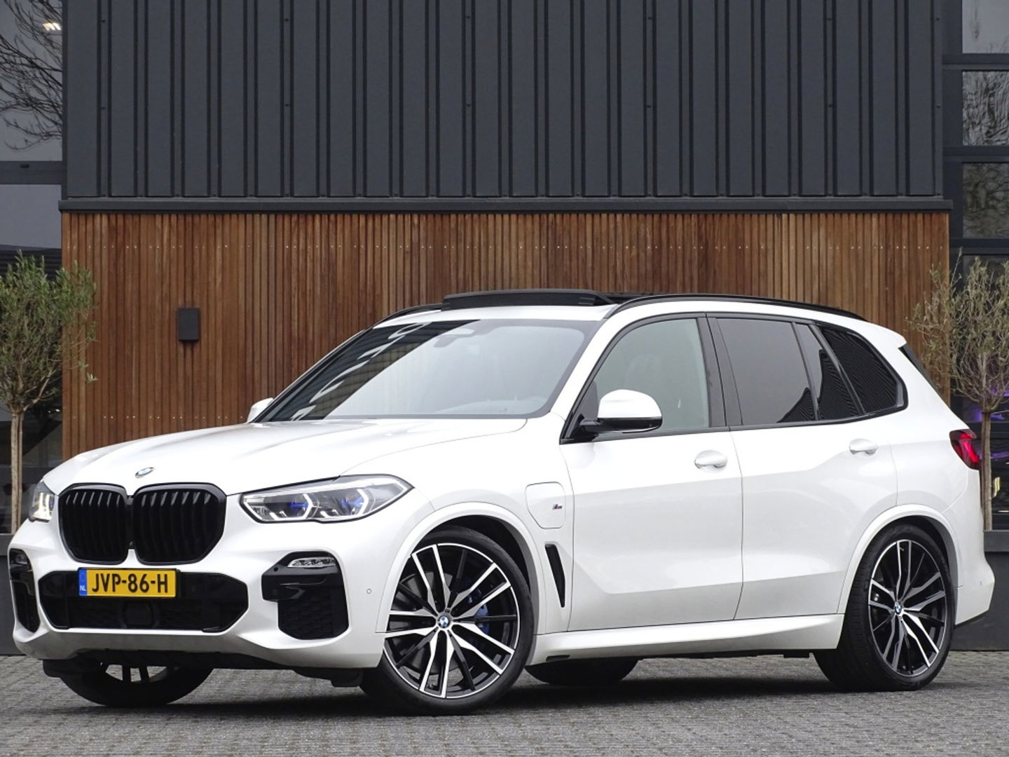 BMW X5 45e 394PK X-drive / M-sport / 22" / Harman Kardon / Laser