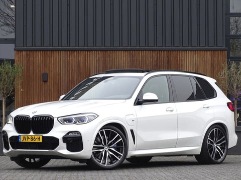 BMW X5 45e 394PK X-drive / M-sport / 22" / Harman Kardon / Laser